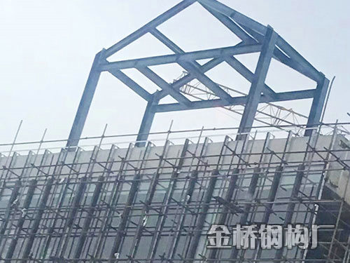 衡陽市鋼結(jié)構(gòu)建筑設(shè)計(jì),重型鋼結(jié)構(gòu)件加工.衡陽市雁峰區(qū)金橋鋼構(gòu)廠